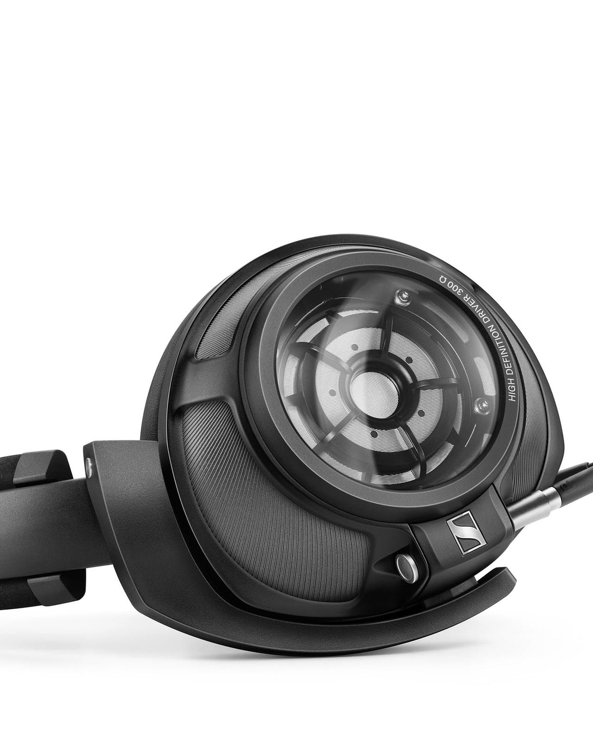 Sennheiser HD 820 Closed-Back Audiophile Headphones