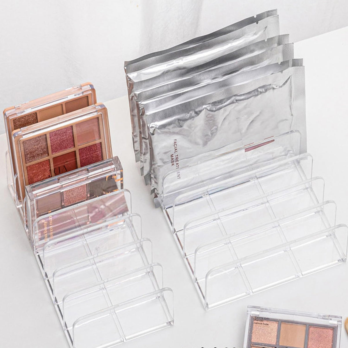 14-Slot Clear Acrylic Multi-Device Organizer Dock